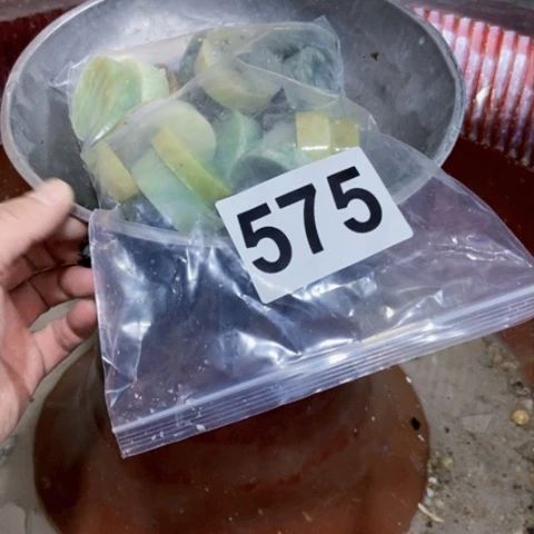 【闪购商品】蛇纹石玉珠宝半成品未镶嵌