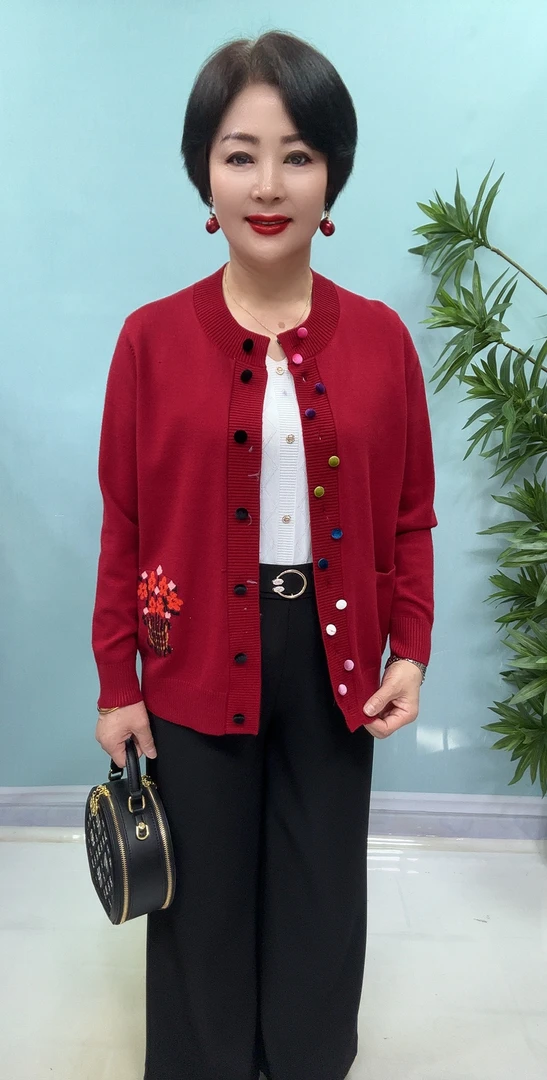 5S#1681秋冬时尚百搭多扣针织开衫，衣长60