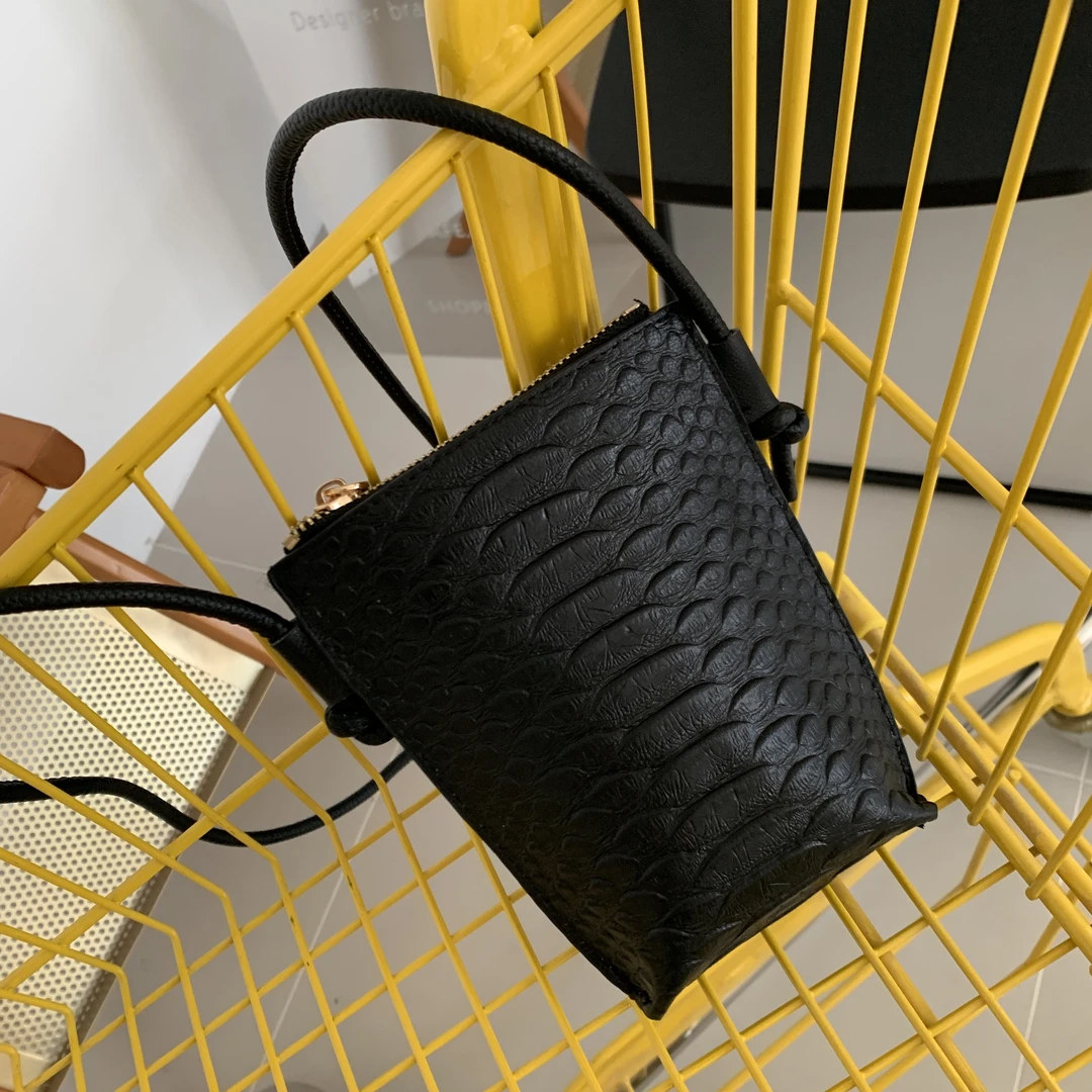 【头层牛皮】14x18cm真皮女包皮手机包斜挎包包单肩时尚随身挎包