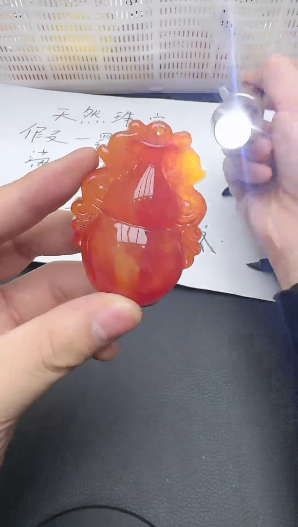 【闪购商品】琥珀颈饰未镶嵌499