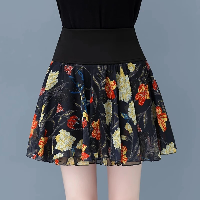 大码显瘦半身裙女2025年韩版修身荷叶边短裙碎花夏季薄款a字裙子