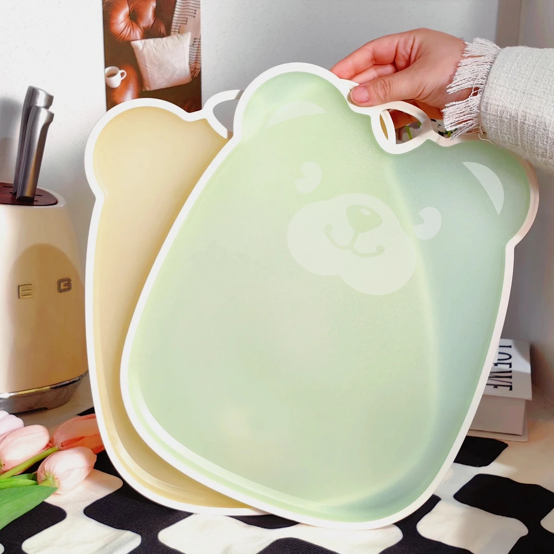 【宝宝辅食】小熊菜板家用高颜值奶嘴级塑料砧板防滑婴儿专用切菜板