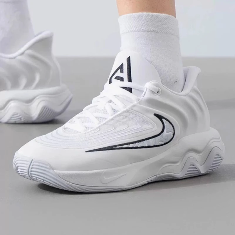 (无盒）Nike 舒适百搭防滑耐磨减震运动篮球鞋男白色FQ3681-100