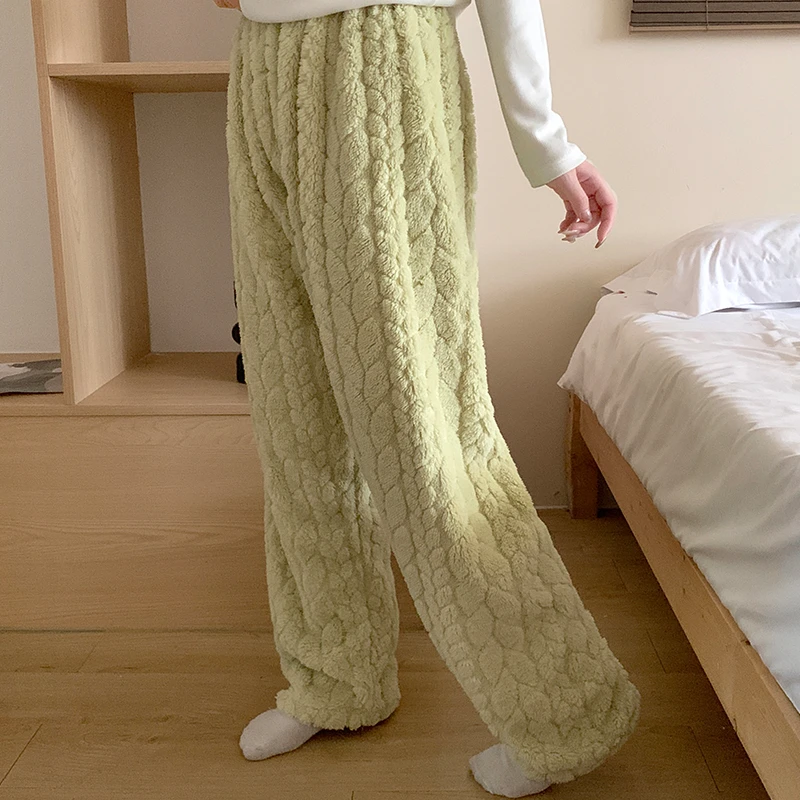 睡裤秋冬季加厚珊瑚绒200斤秋裤加大码百搭宽松法兰绒保暖家居裤