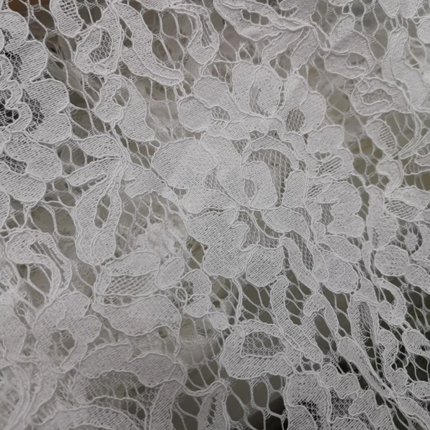 白色定位睫毛蕾丝面料 微瑕疵