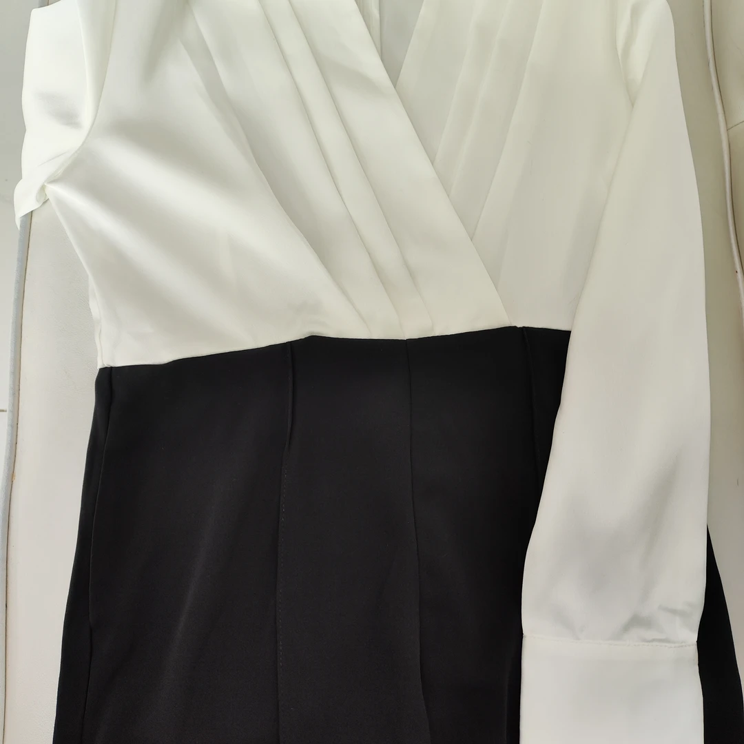 黑白拼接连体裤裙