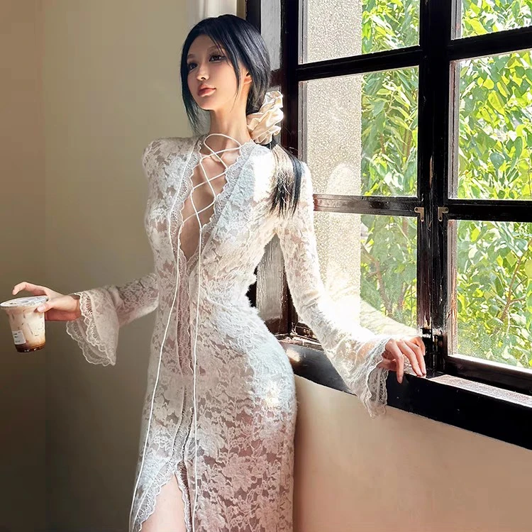 Malou 轻奢高级感优雅蕾丝提花镂空绑带修身透视连衣裙K24D51295