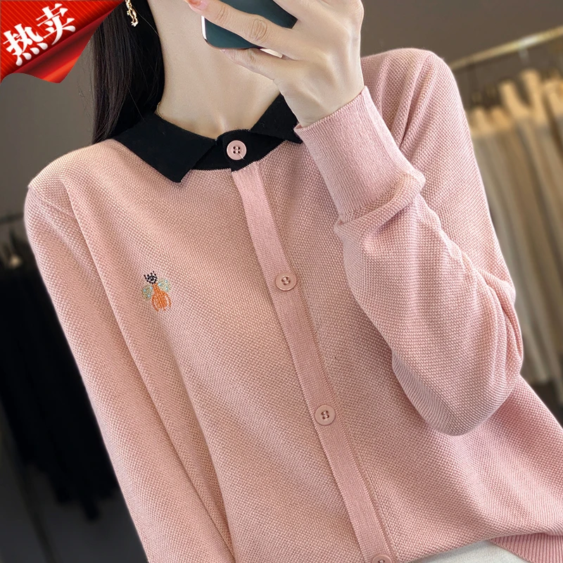 品牌2024新款秋季时尚打底衫绣花减龄翻领撞色宽松针织衫上衣女