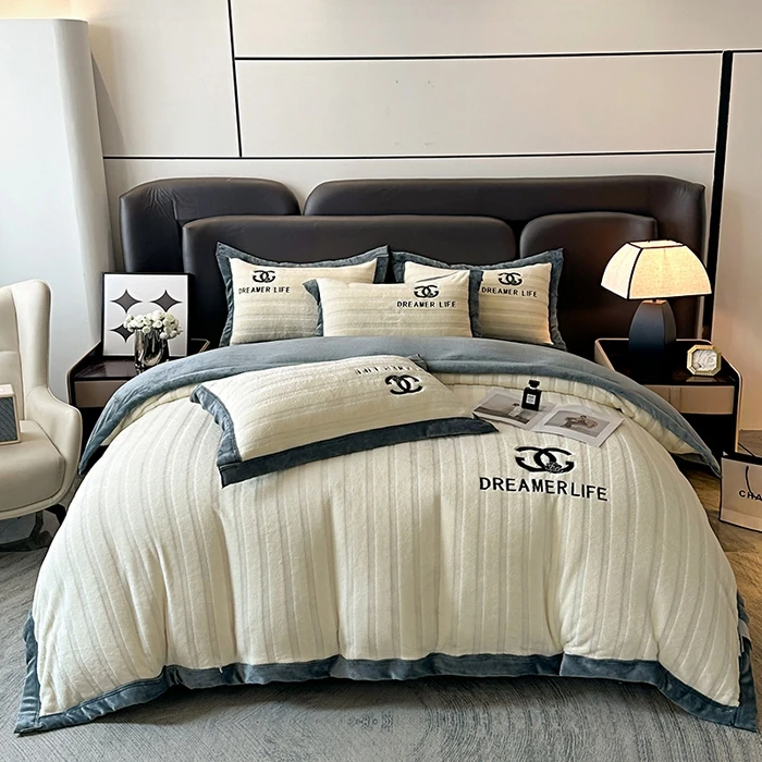 高端雕花牛奶绒保暖加厚亲肤加绒四件套双面绒