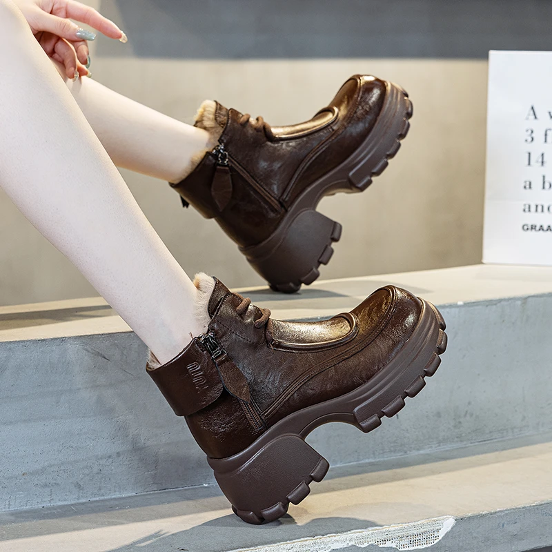 雨土女鞋2024秋冬季加绒加厚底马丁靴女英伦风新款短靴防滑棉鞋