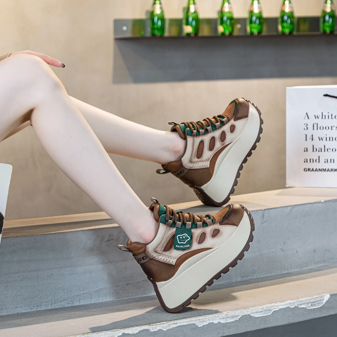 雨土女鞋网红加绒高帮休闲运动鞋女2024秋冬季百搭时尚厚底老爹鞋