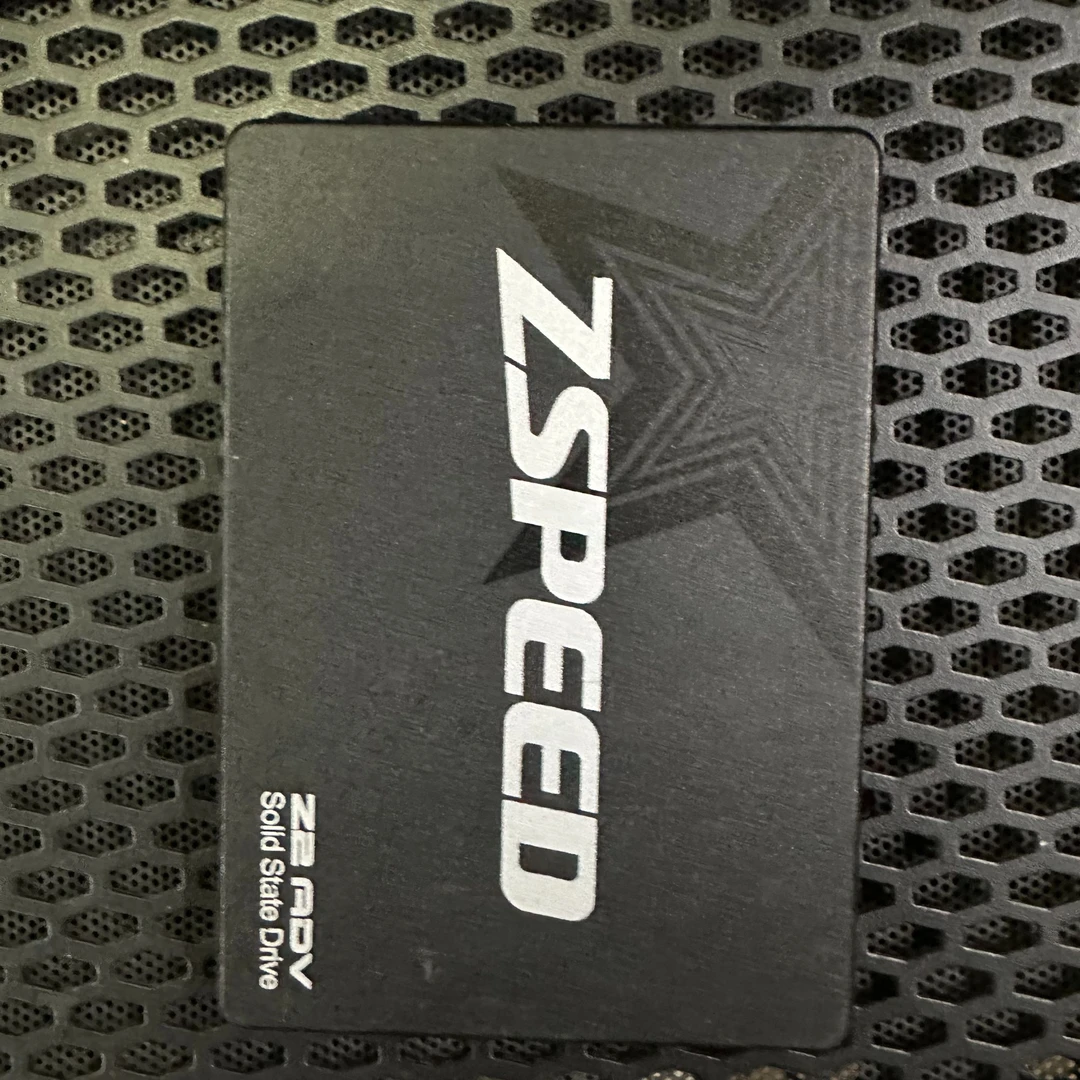 二手120G固态硬盘不挑随机发货不包邮