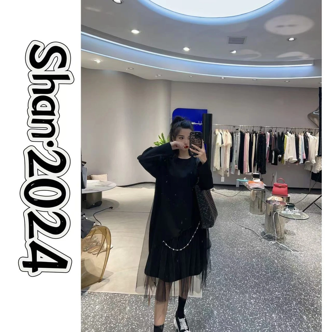 秋季新款长袖圆领网纱拼接黑色连衣裙4221