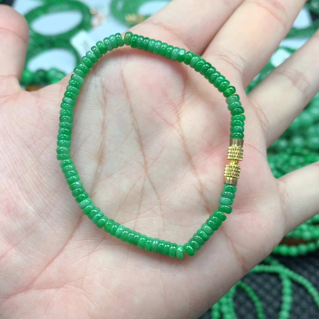 翡翠手链未镶嵌翡翠