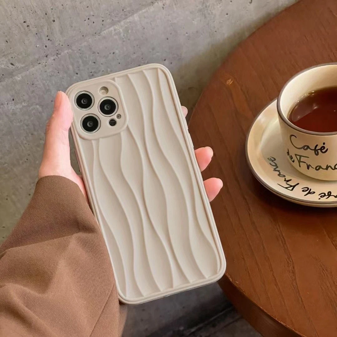 苹果 秋冬简约奶茶色水波纹硅胶手机壳iPhone 14Promax/13/12/11
