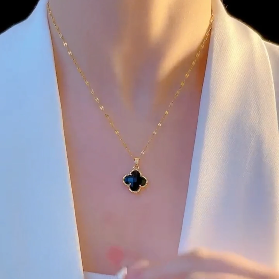 钛钢合成锆石项链 气质轻奢四叶花时尚百搭黑色项链双面素款饰品