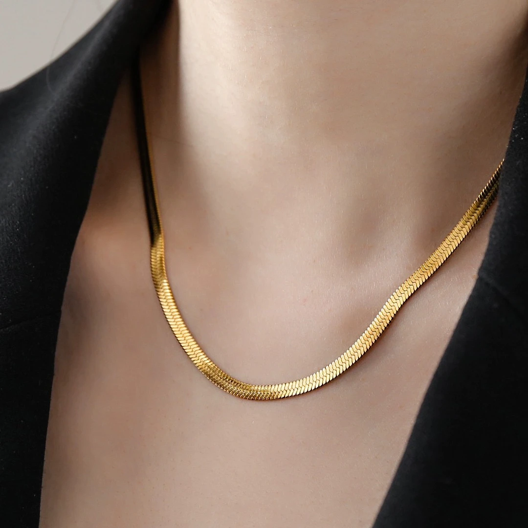 钛钢项链 秋冬百搭蛇骨链简约素款颈链时尚毛衣链轻奢气质