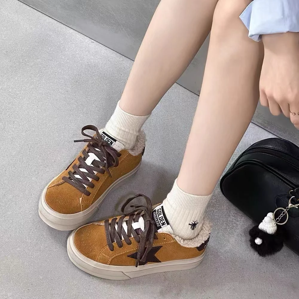 310-3羊羔绒真皮板鞋2024新款韩版秋冬百搭低帮平底休闲小白鞋