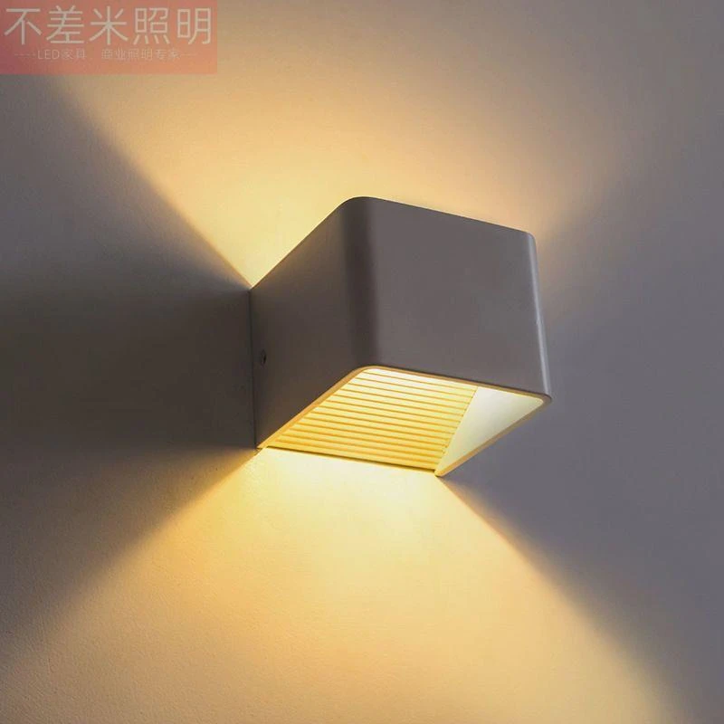壁灯卧室床头灯客厅北欧过道led壁灯个性创意室内简约走廊壁灯