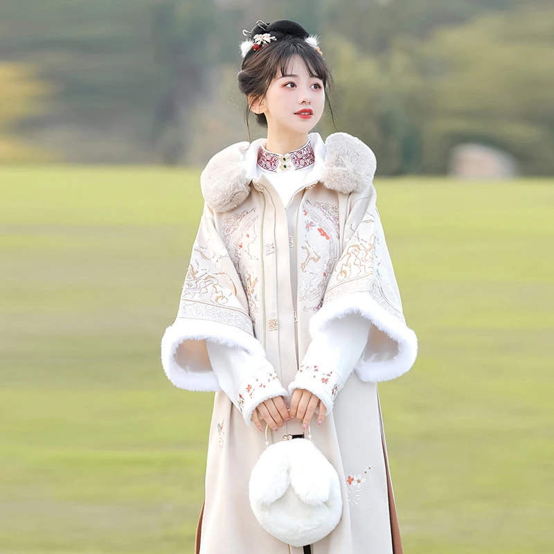 【飞花梦】中国风新品原创汉服女明制加绒立领披袄日常马面裙秋冬款