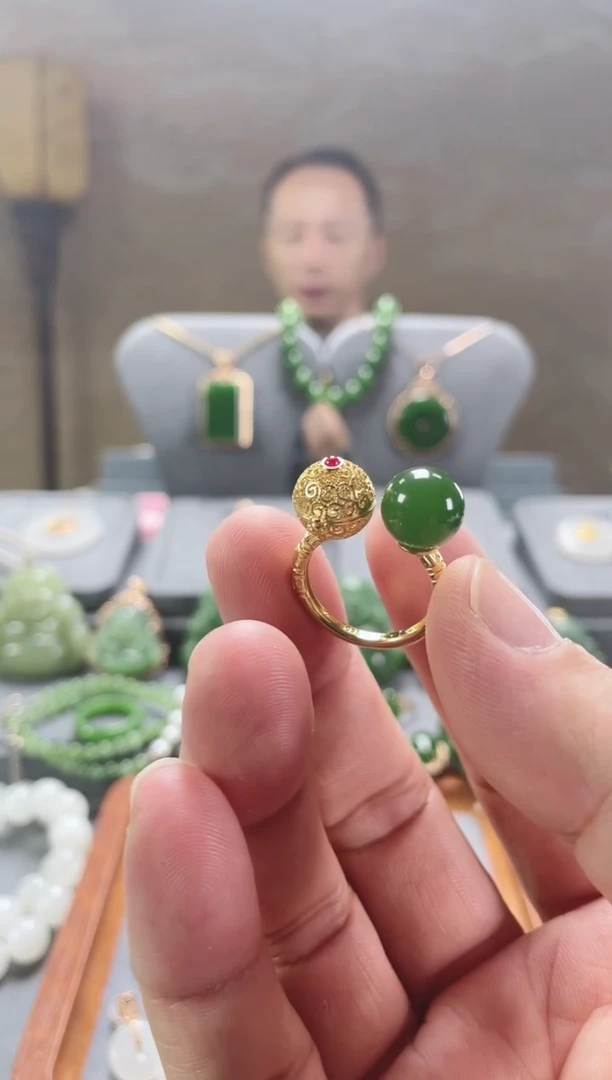 【闪购商品】和田玉戒指银S925镀金镶嵌10mm