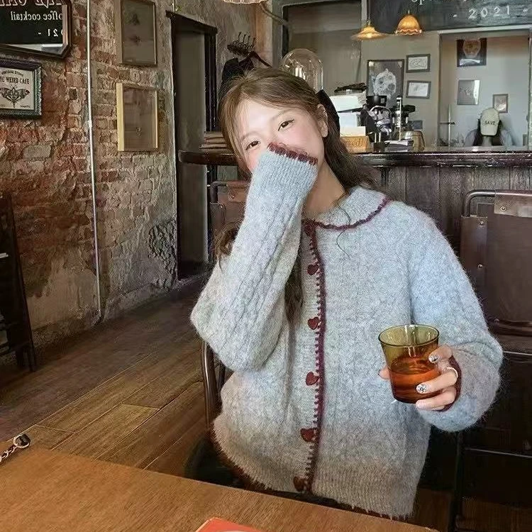 韩系甜美撞色娃娃领麻花毛衣女春秋奶呼呼小个子软糯针织开衫外套