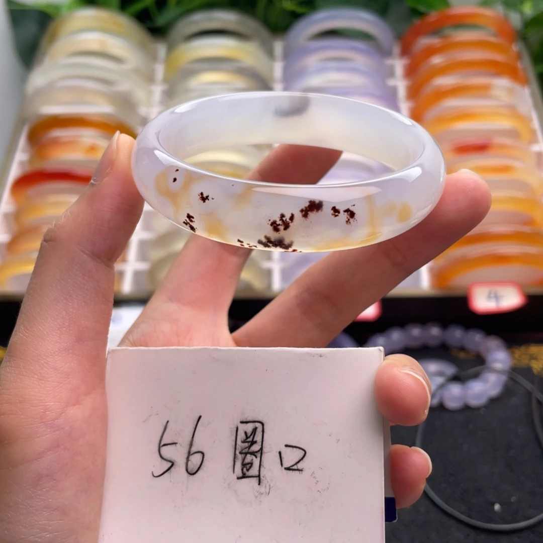 玛瑙/玉髓手镯未镶嵌127