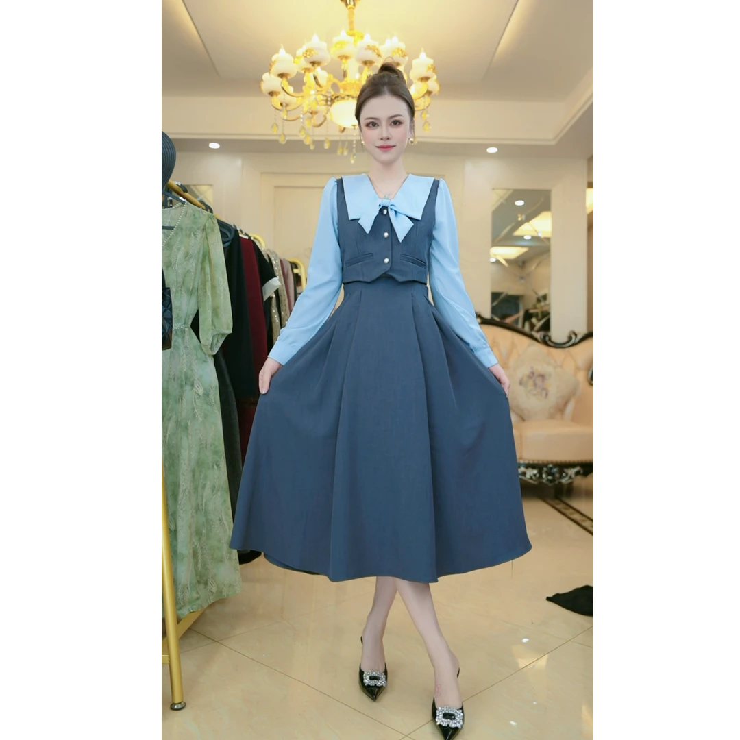 （现货）时尚条纹连衣裙女2024年秋季新款减龄收腰显222