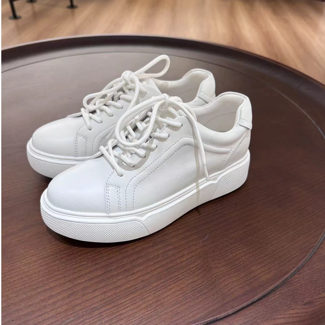 2024时尚白色休闲鞋韩版秋季百搭平底厚底系带小白鞋082