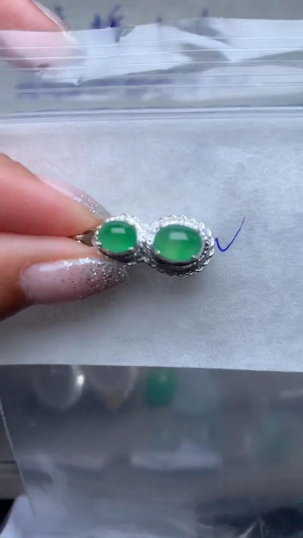 【闪购商品】定制翡翠未镶嵌定制翡翠