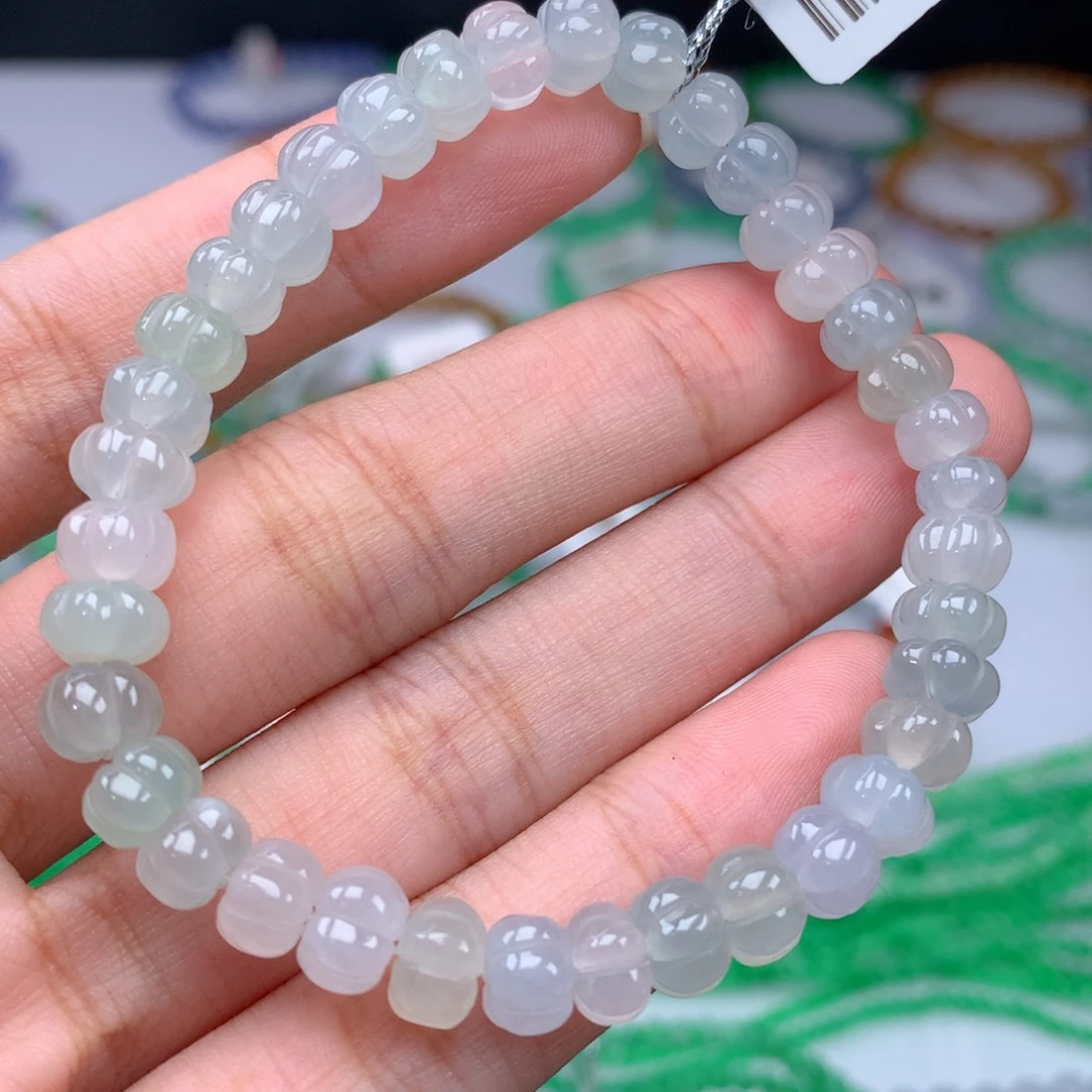 翡翠手链未镶嵌卡