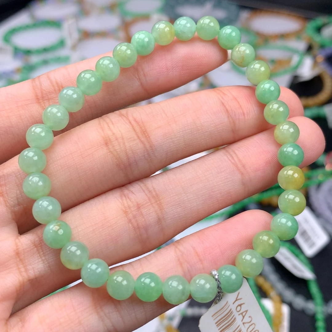 翡翠手链未镶嵌卡