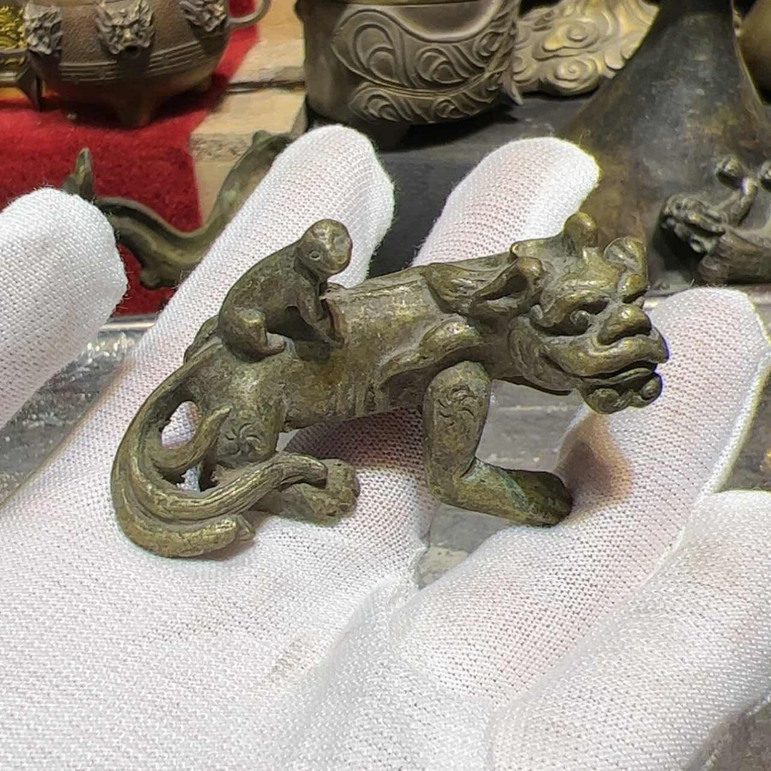 【闪购商品】貔貅背猴黄铜摆件