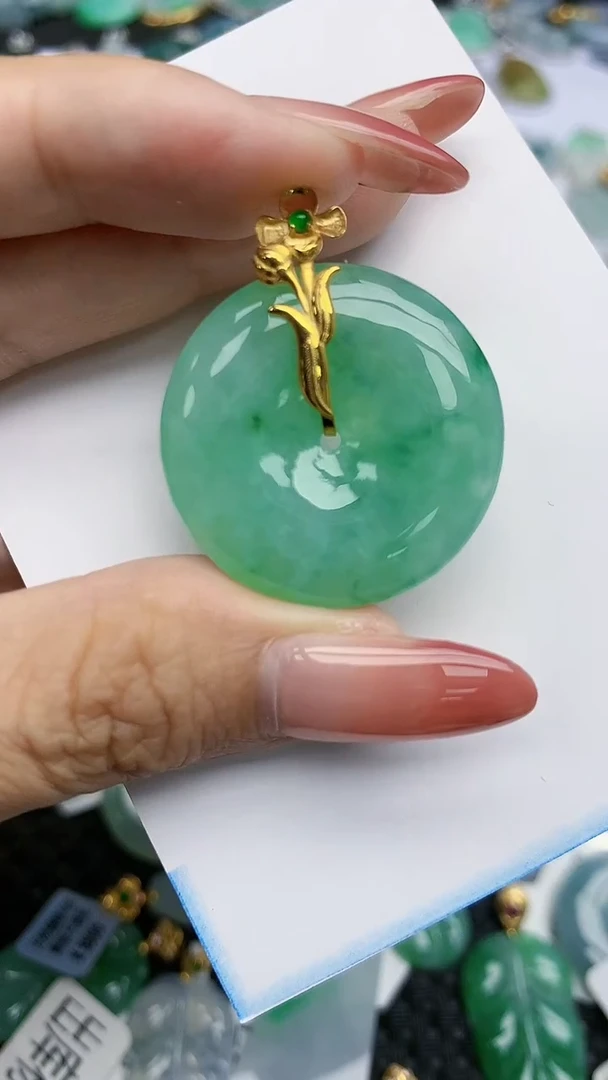 【闪购商品】翡翠颈饰18K金镶嵌天然翡翠A货，118