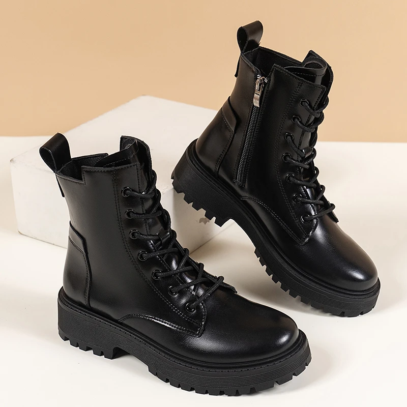 正品女鞋马丁靴冬季软底厚底圆头秋冬粗跟平底加绒系带D66吴一