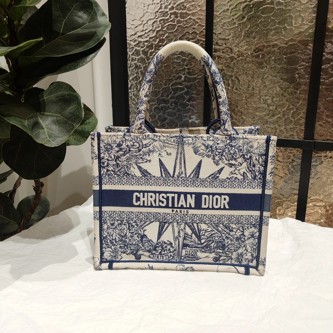 95新 DIOR/迪奥 Diormini圣诞系列托特24100030-01