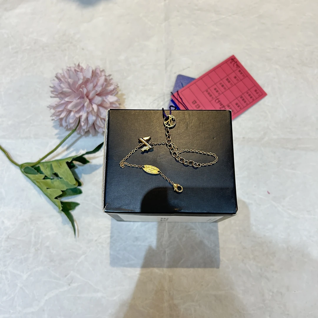 95新 LouisVuitton/路易威登 LV手链 24070066-04