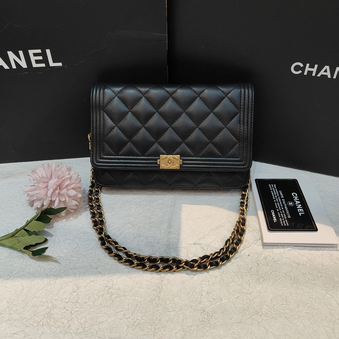 95新 Chanel/香奈儿 Chanel黑金leboy扣woc斜挎包 24080051-01