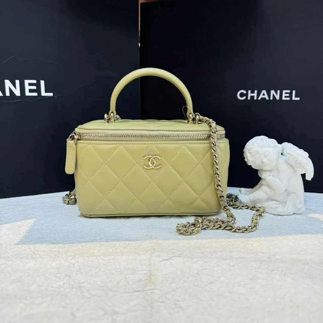 95新 Chanel/香奈儿 Chanel淡黄色化妆盒 24080087-08