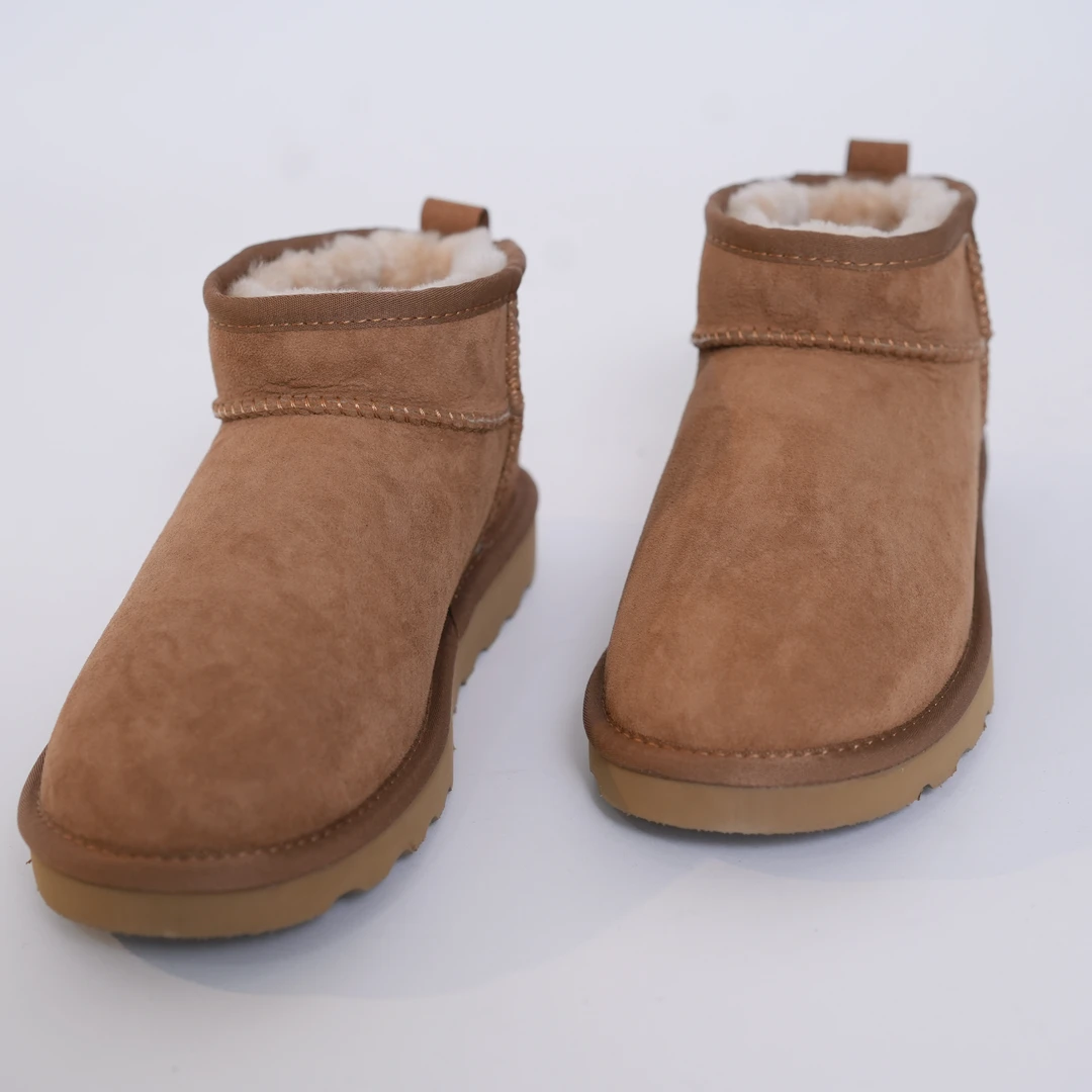 短筒雪地靴羊皮毛一体百搭保暖羊毛靴矮帮真皮毛加厚 6109
