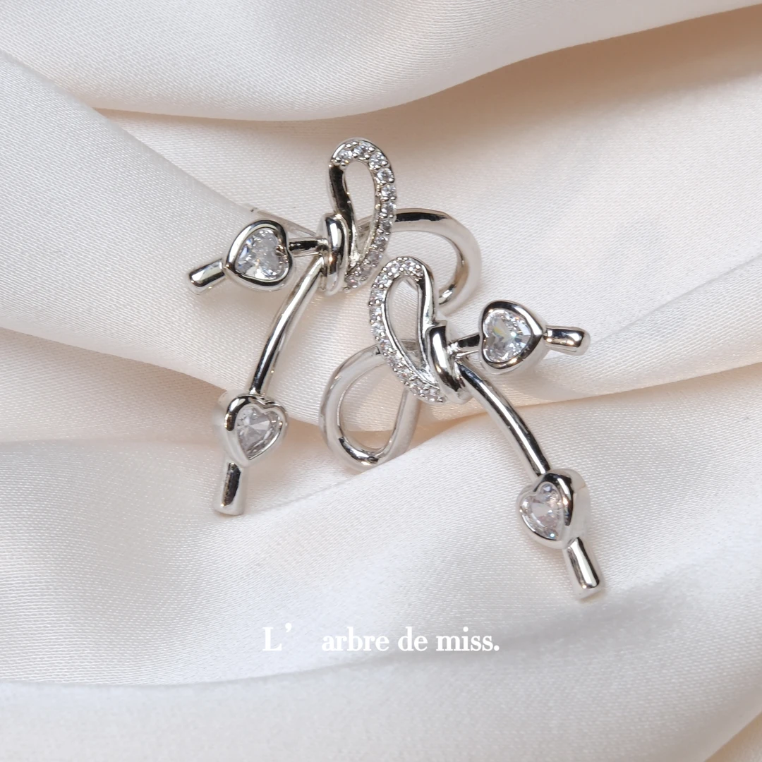 铜合金合成锆石耳饰 S925蝴蝶结扭结镶钻耳钉耳饰18