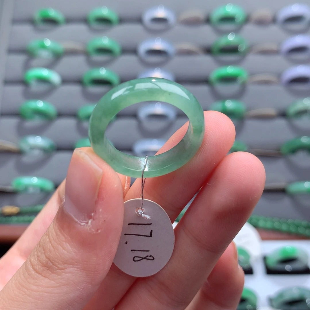 翡翠戒指未镶嵌天然