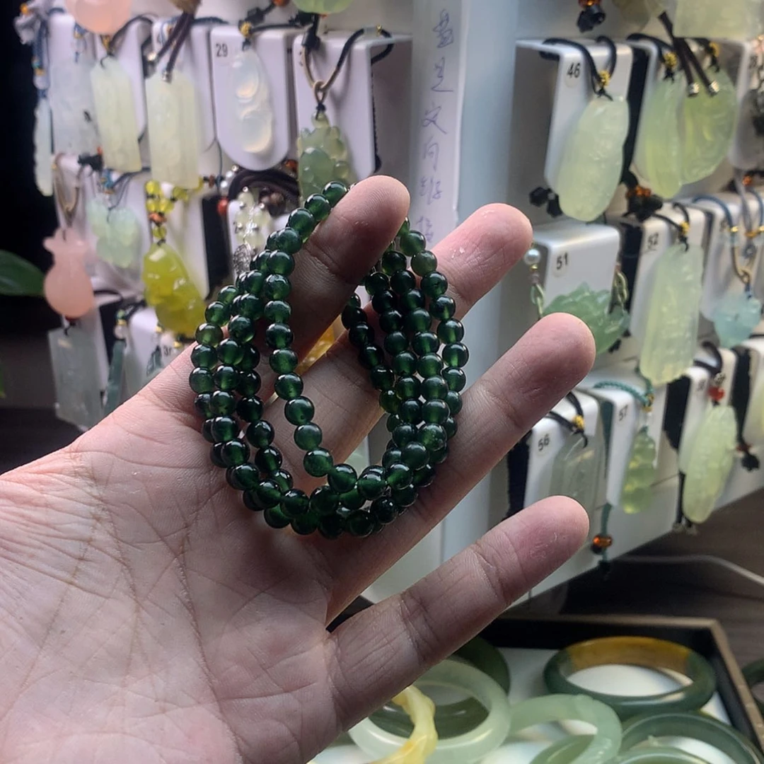 【闪购商品】蛇纹石玉颈饰未镶嵌