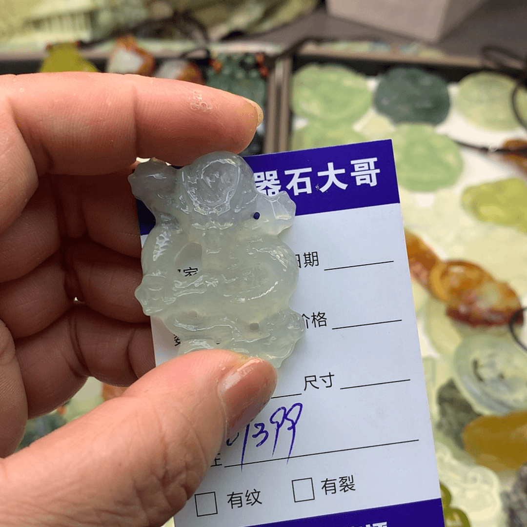 【闪购商品】蛇纹石玉颈饰未镶嵌