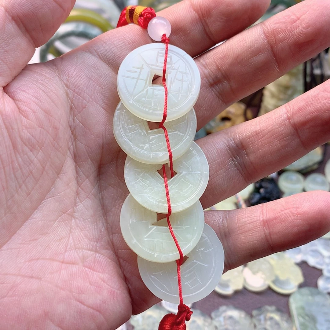 【闪购商品】蛇纹石玉颈饰未镶嵌