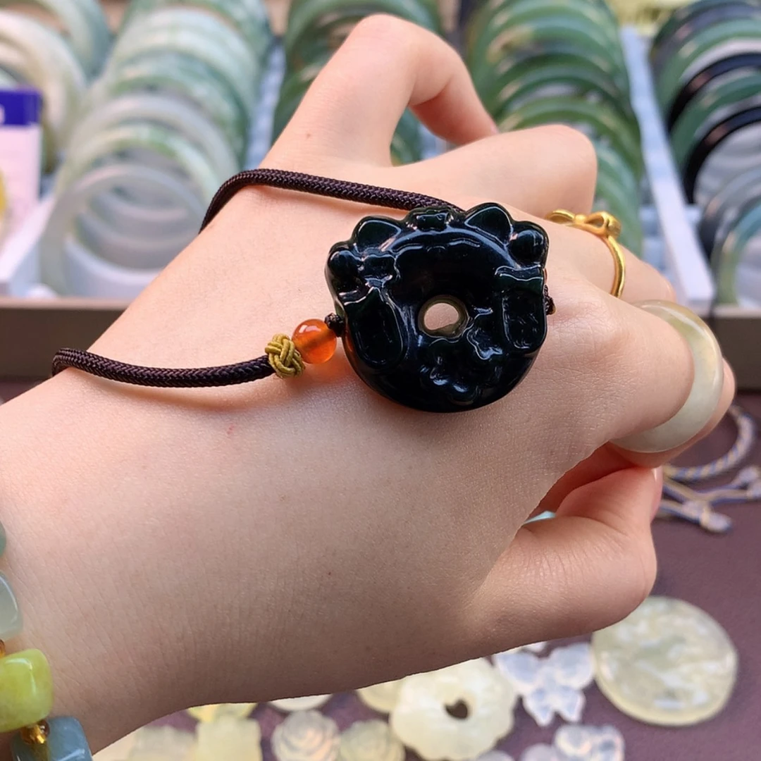 【闪购商品】蛇纹石玉颈饰合金