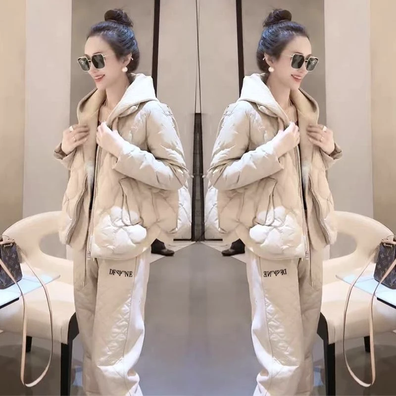 爆款时尚棉服套装女2024冬季新款连帽拼接加厚保暖外套+裤子