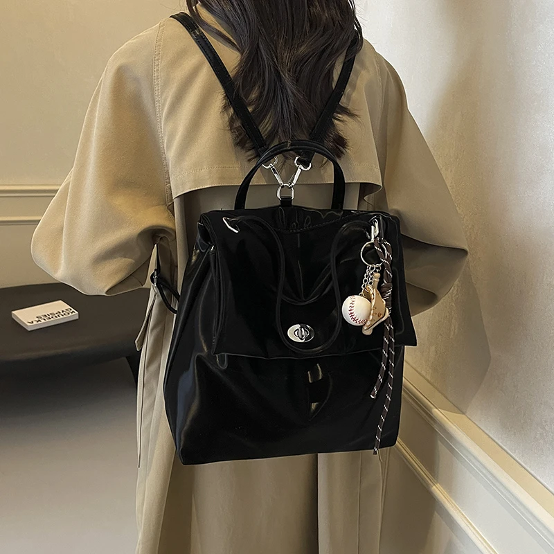 潮流女包2024新款时尚简约可爱挂件单肩小众质感手提双肩托特包