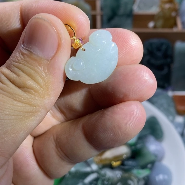 翡翠颈饰未镶嵌翡