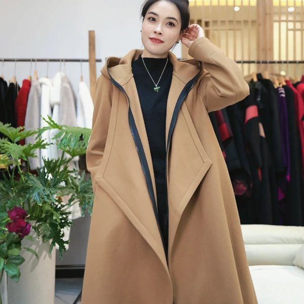 【大海轻奢】W23692-1新款设计师款时尚宽松减龄连帽秋冬大衣